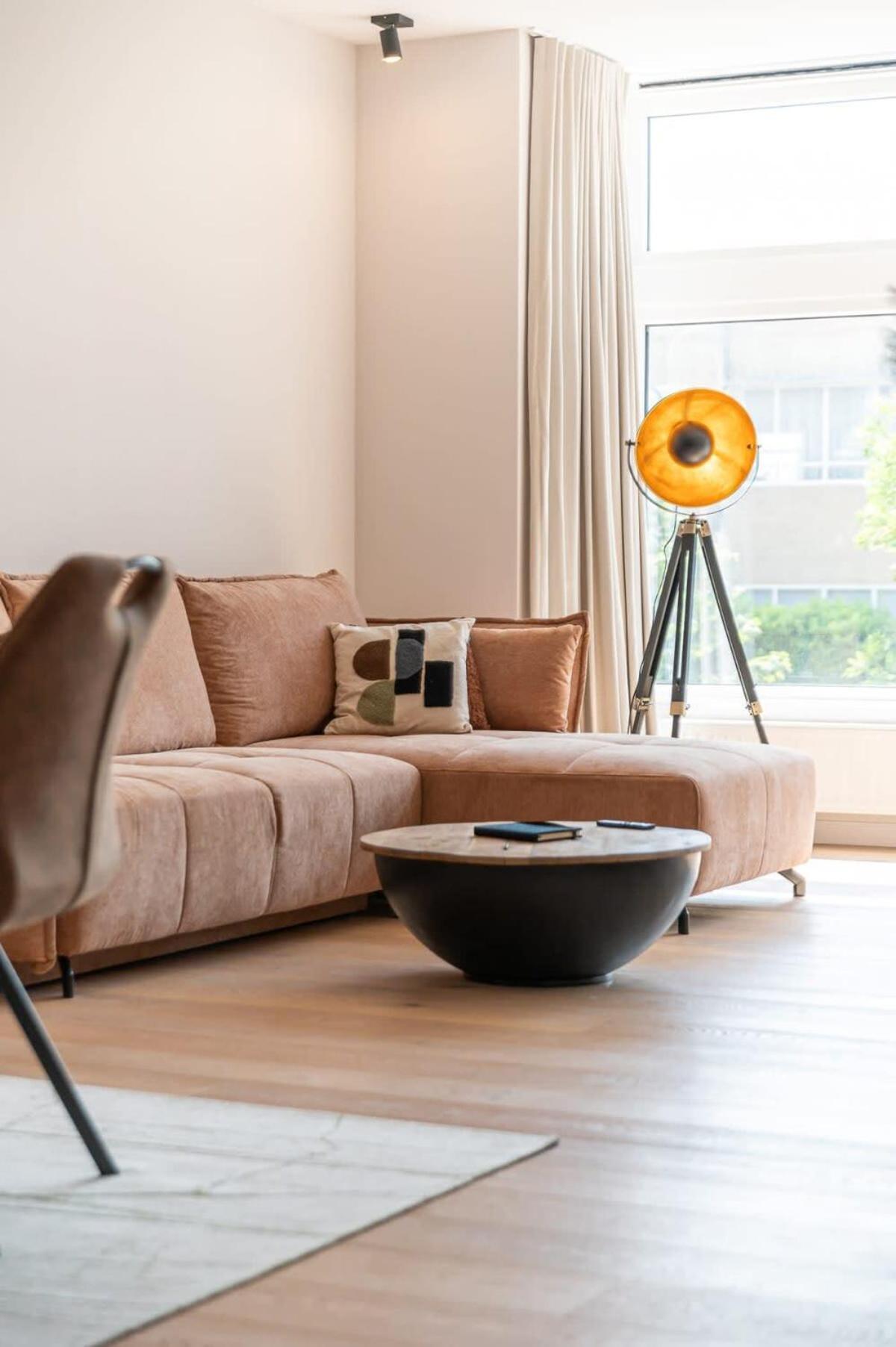 Renovated Art Deco Apartment With Vintage Elements Oostende Bagian luar foto