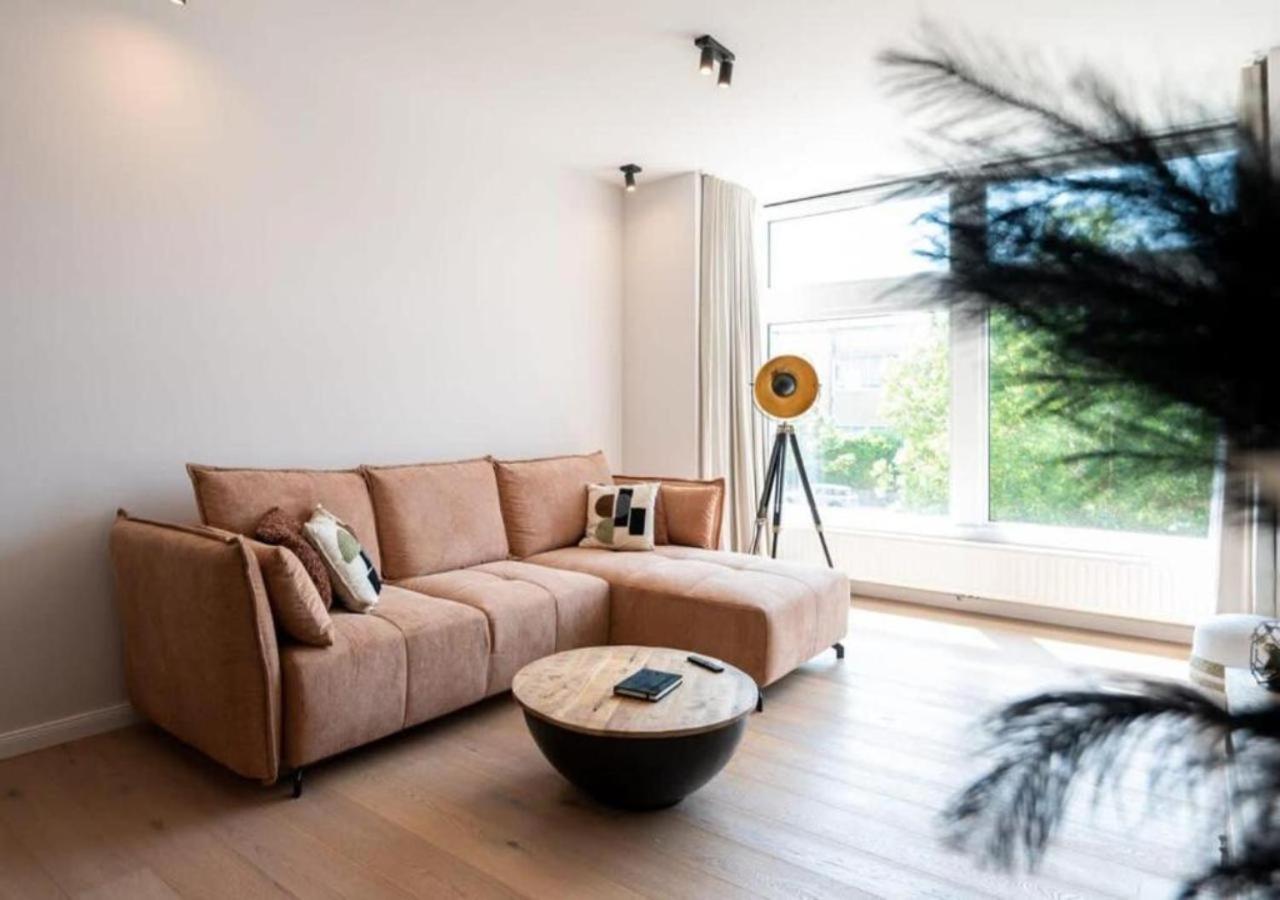 Renovated Art Deco Apartment With Vintage Elements Oostende Bagian luar foto